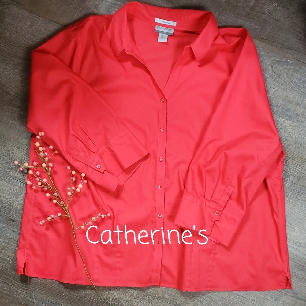 CATHERINE'S NO IRON BUTTON DOWN TOP W 3/4 SLEEVES